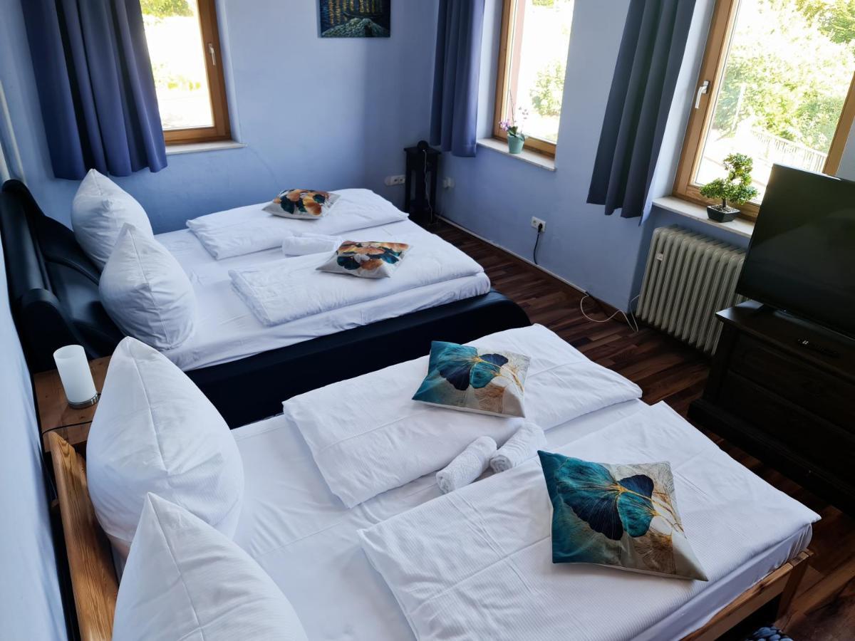 Bischoff Hotel *